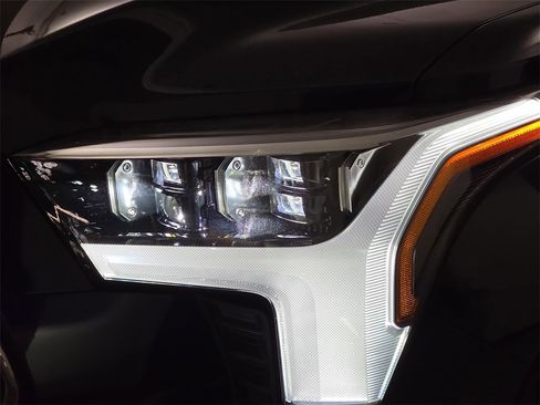 Used 2024 Toyota Sequoia Capstone image 35