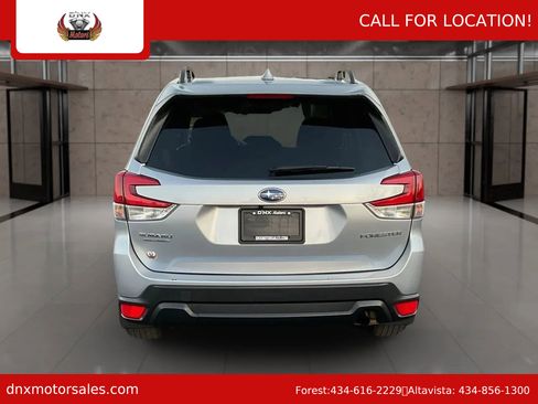 Used 2021 Subaru Forester Premium image 4