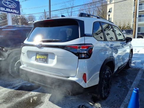 Certified 2025 Subaru Forester Premium image 3