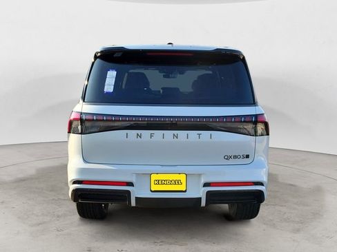 New 2026 INFINITI QX80 4WD image 4