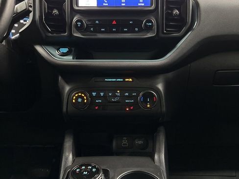 Used 2024 Ford Bronco Sport Badlands image 23