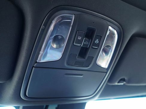 Used 2020 Kia Stinger GT2 image 13