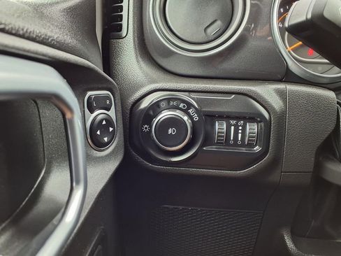 Certified 2021 Jeep Wrangler Unlimited Sport image 18