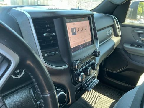Used 2022 RAM 1500 Big Horn AWD/4WD image 31