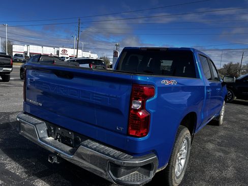Used 2025 Chevrolet Silverado 1500 LT AWD/4WD image 5