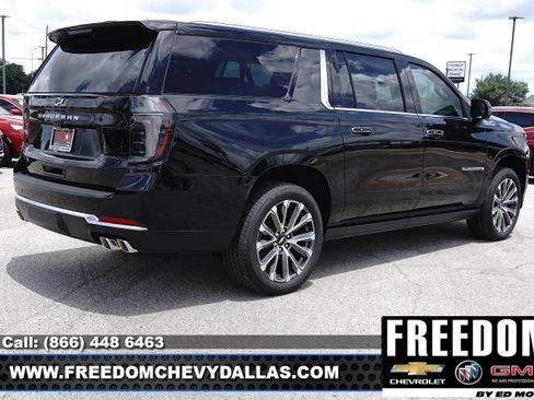 New 2026 Chevrolet Suburban High Country AWD/4WD image 7