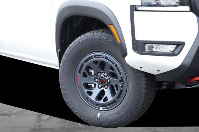 New 2026 Nissan Frontier PRO-4X w/ Pro-4x Convenience Package AWD/4WD image 3