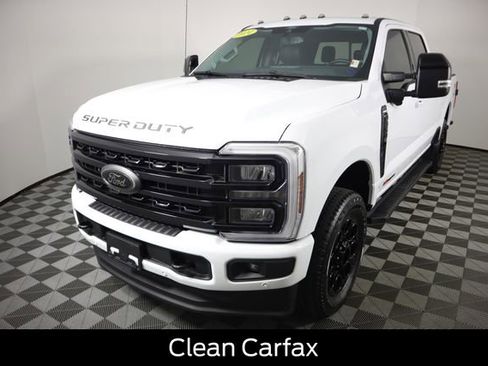 Used 2024 Ford F350 Lariat w/ Lariat Ultimate Package AWD/4WD image 9