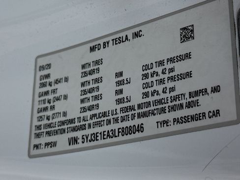 Used 2020 Tesla Model 3 Standard Range Plus RWD image 33
