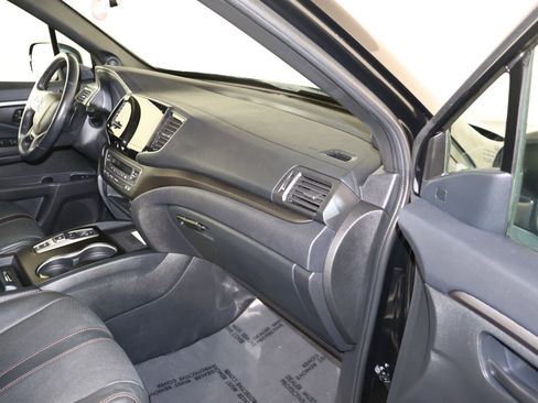 Used 2022 Honda Passport TrailSport image 42