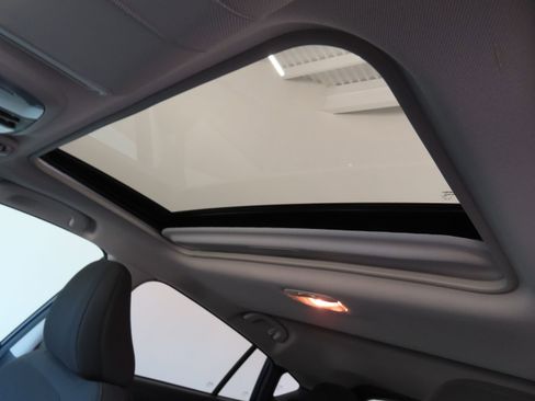 New 2026 Subaru Crosstrek 2.0i Premium AWD/4WD image 19