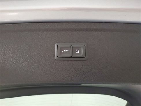 Used 2019 Audi Q5 Prestige image 8