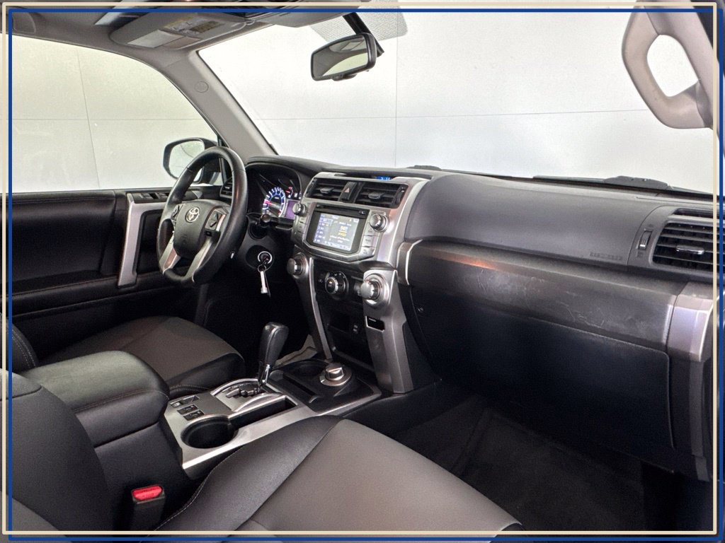Used 2018 Toyota 4Runner SR5 Premium AWD/4WD image 45
