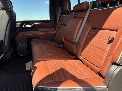 New 2026 GMC Sierra 3500 Denali Ultimate AWD/4WD image 33