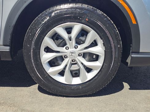 Certified 2025 Honda CR-V LX image 9
