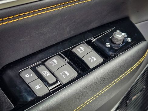 New 2026 Jeep Grand Wagoneer 4WD image 11