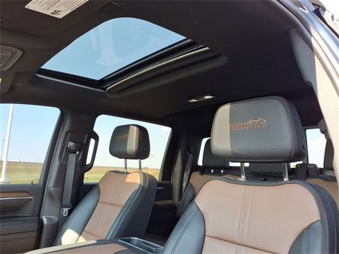 Certified 2024 Chevrolet Silverado 3500 High Country w/ High Country Premium Package image 19