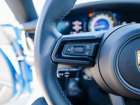 Certified 2022 Porsche 911 GT3 image 17