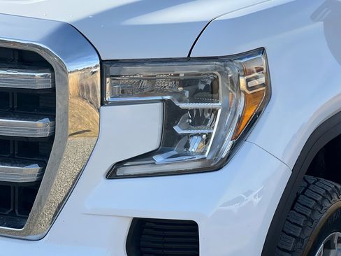 Used 2020 GMC Sierra 1500 SLE w/ SLE Value Package image 47