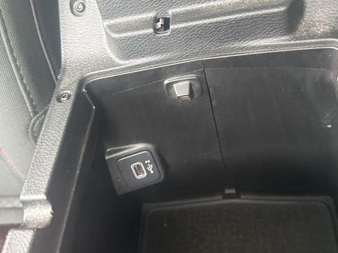 Used 2021 Jeep Wrangler Unlimited Rubicon w/ Cold Weather Group image 41