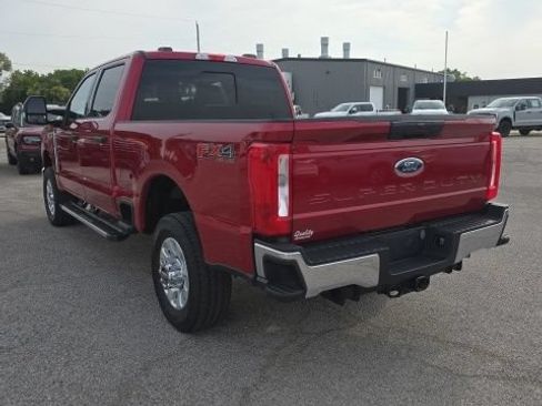Used 2024 Ford F250 XLT w/ FX4 Off-Road Package AWD/4WD image 5