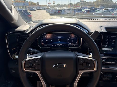 Used 2025 Chevrolet Silverado 2500 LT w/ Trail Boss Package image 21