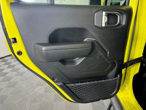 Used 2022 Jeep Wrangler Unlimited Sport AWD/4WD image 22