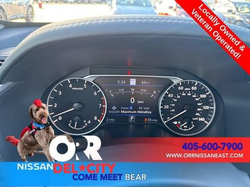 Used 2025 Nissan Altima 2.5 SL FWD image 18
