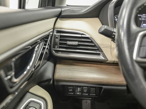 Used 2020 Subaru Outback Limited image 18