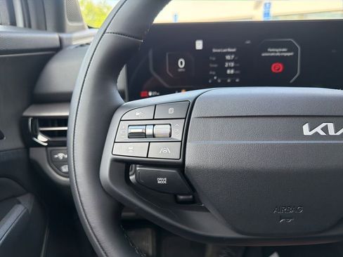 New 2026 Kia Sportage X-Line AWD/4WD image 33
