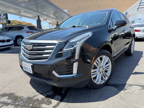Used 2017 Cadillac XT5 Premium Luxury w/ Driver Assist Package FWD image 3