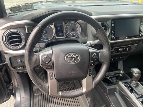Used 2021 Toyota Tacoma Limited w/ Nightshade Package AWD/4WD image 36