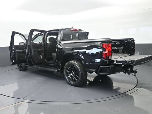 Used 2025 Chevrolet Colorado W/T w/ WT Custom Package RWD image 76