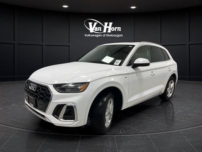 Used 2022 Audi Q5 e Premium w/ Convenience Package