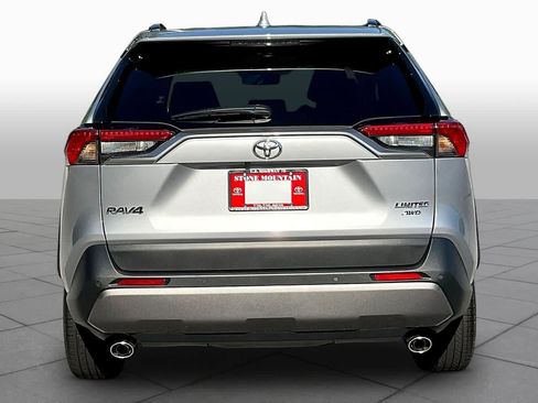 Used 2021 Toyota RAV4 Limited AWD/4WD image 5