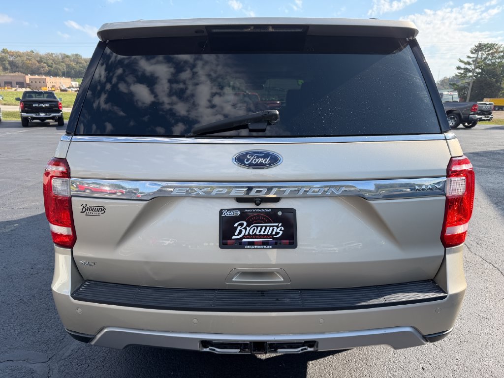 Used 2018 Ford Expedition Max XLT w/ Equipment Group 202A AWD/4WD image 6
