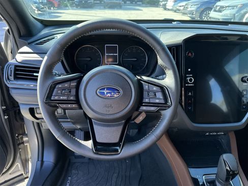 Used 2025 Subaru Forester Touring image 18