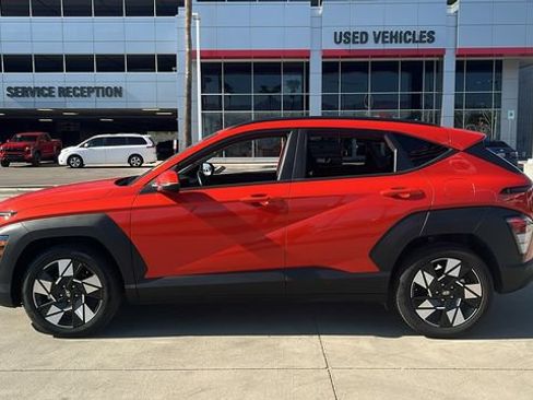 Used 2024 Hyundai Kona SEL FWD image 3