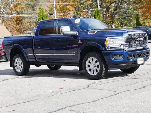 Used 2024 RAM 2500 Limited image 8