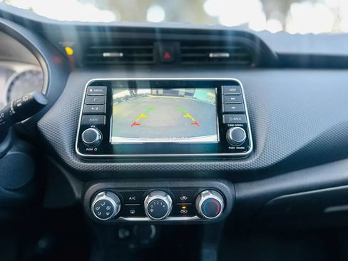 Used 2023 Nissan Kicks S FWD image 15