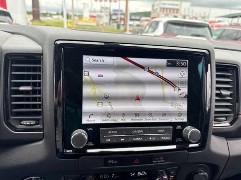 Used 2024 Nissan Frontier PRO-4X w/ Technology Package AWD/4WD image 13