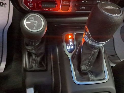 New 2026 Jeep Gladiator Mojave w/ Technology Group image 18