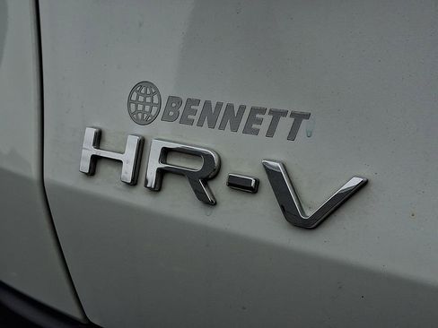 Used 2024 Honda HR-V LX image 6