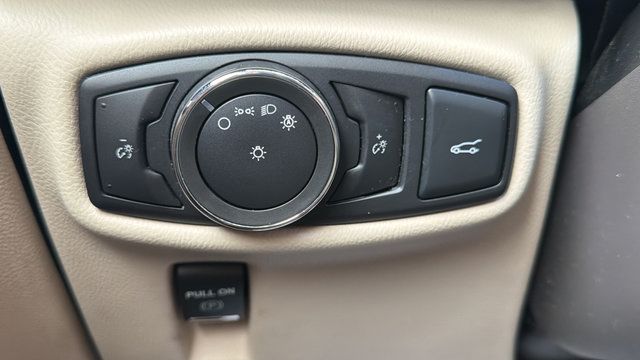 Used 2016 Lincoln MKX Select w/ Select Plus Package FWD image 18