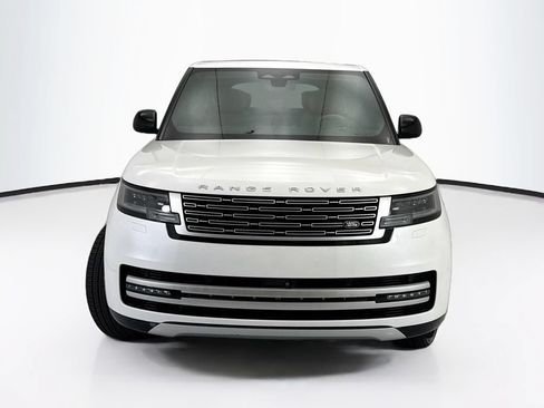 Used 2024 Land Rover Range Rover Autobiography AWD/4WD image 2