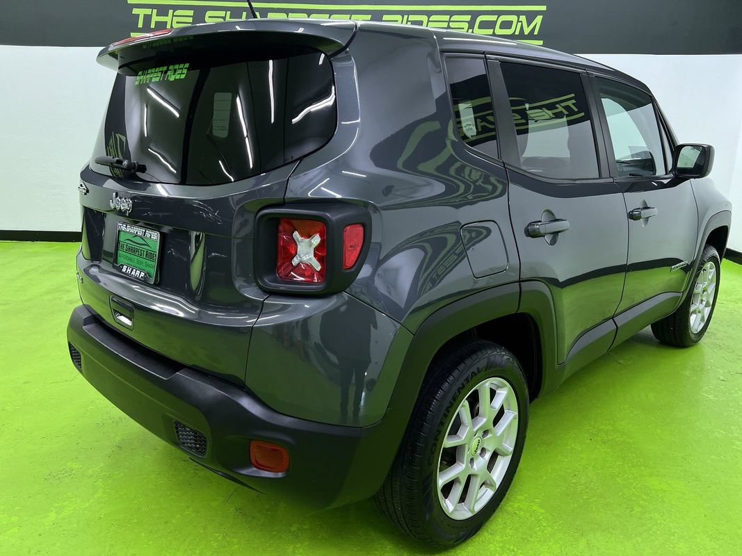 Used 2023 Jeep Renegade Latitude AWD/4WD image 10