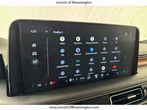 Certified 2025 Lincoln Aviator Black Label image 39