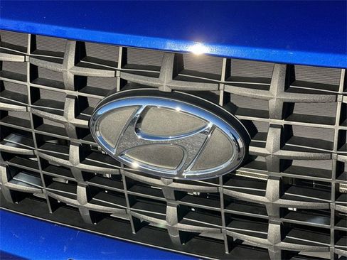 Used 2022 Hyundai Venue SE w/ Cargo Package image 27