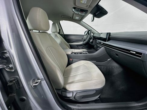 Used 2025 Hyundai Sonata SEL FWD image 31