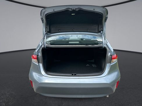Used 2025 Toyota Corolla LE FWD image 27
